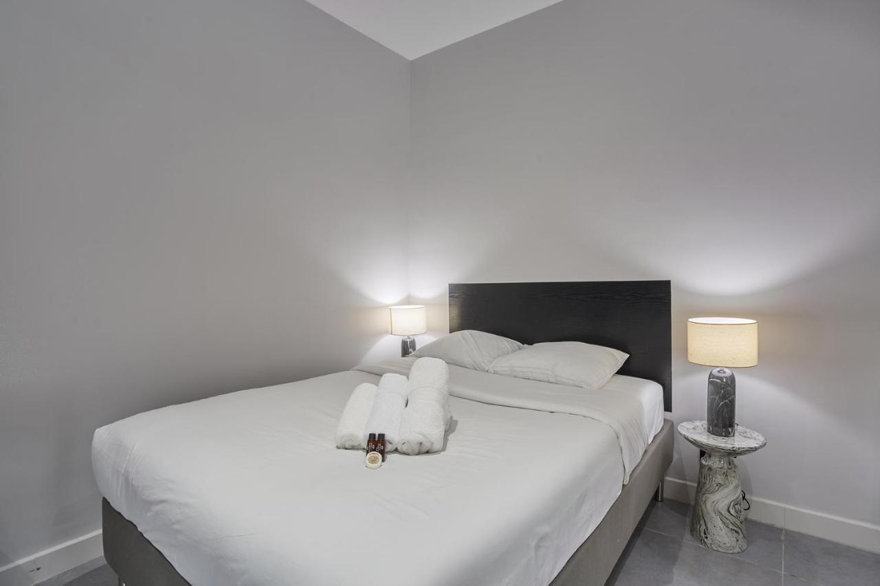 Residense Montmartre By Studio Prestige Paris Bagian luar foto