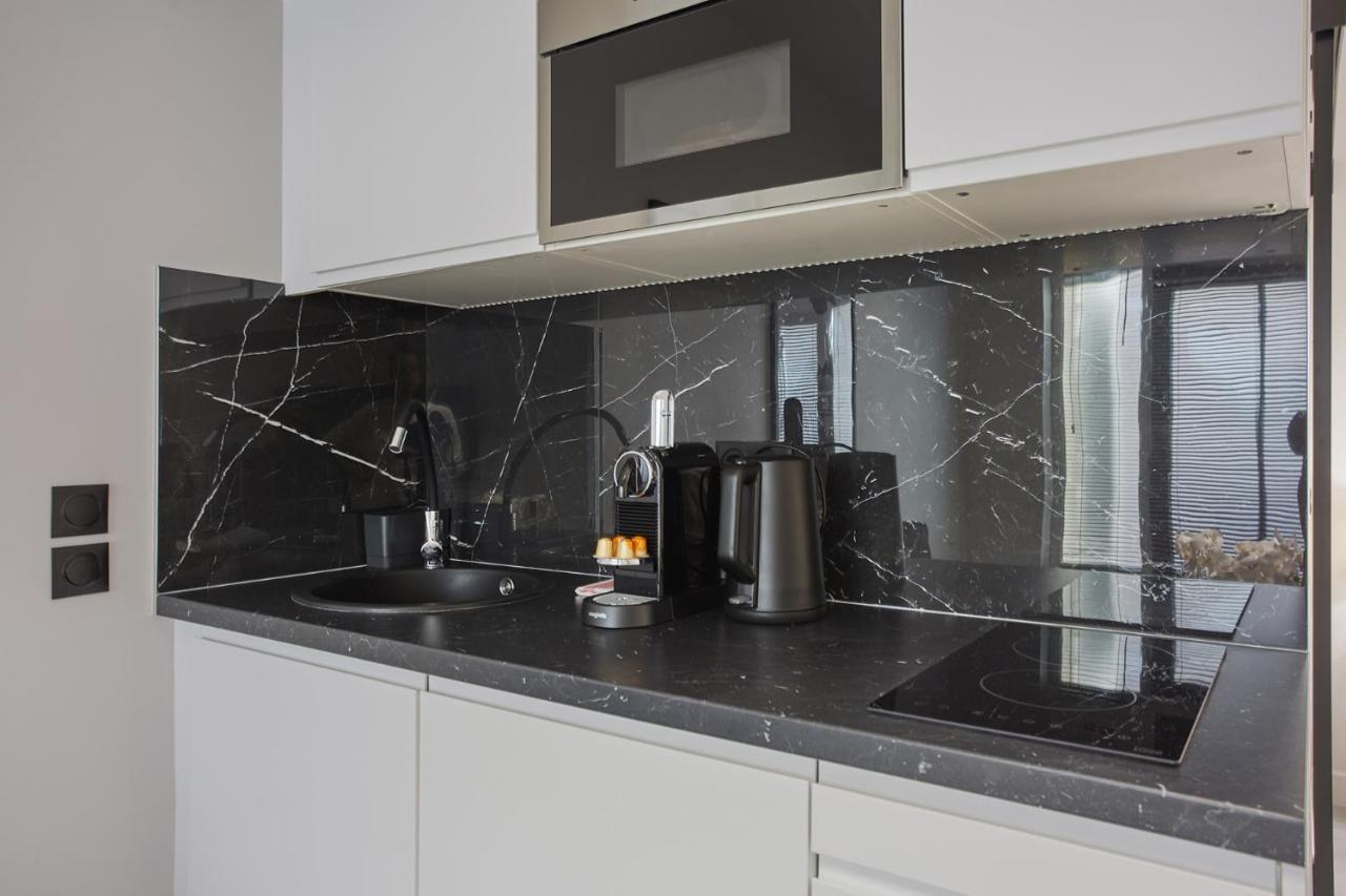 Residense Montmartre By Studio Prestige Paris Bagian luar foto